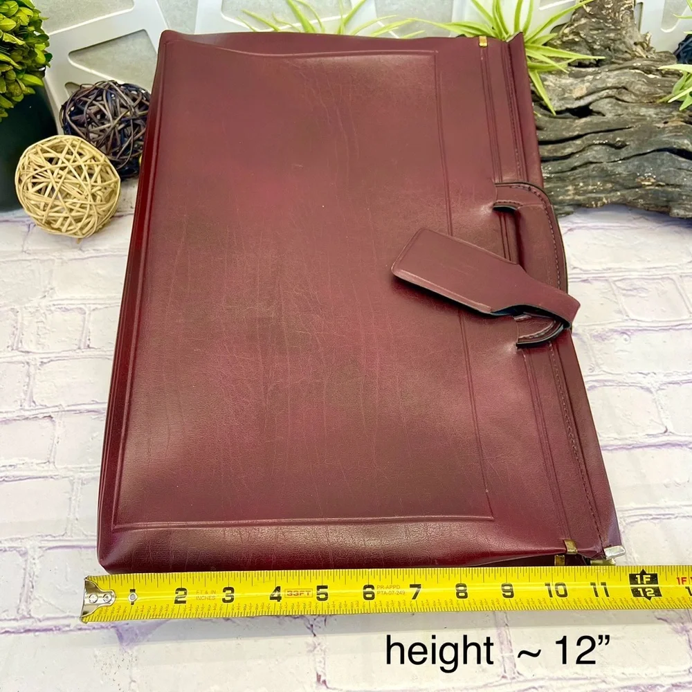 {american portfolio co} Vintage Burgundy Red Leather Attache Briefcase